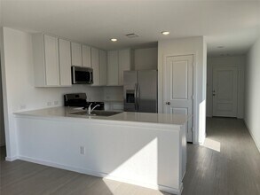 2510 Ruffed Grouse Ct in Conroe, TX - Building Photo - Building Photo