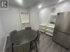 6 King St N in Waterloo, ON - Building Photo - Building Photo