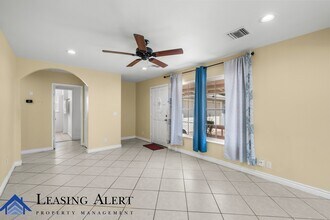 38657 Landon Ave in Palmdale, CA - Building Photo - Building Photo