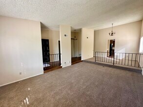 1384 Naples Ct in Simi Valley, CA - Building Photo - Building Photo