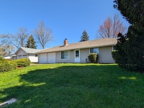 2549 York St in Eugene, OR - Building Photo - Building Photo