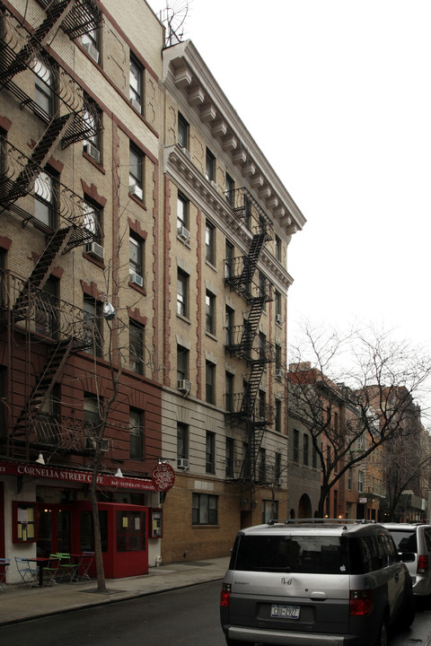 25 Cornelia Street in New York, NY - Building Photo