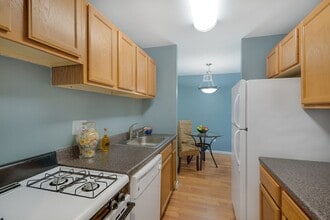 Surrey Square in Forestville, MD - Building Photo - Building Photo