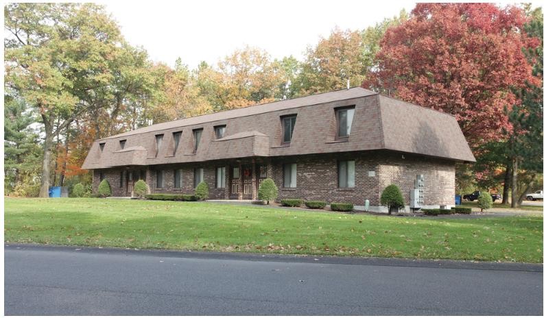 Lent Court in Schenectady, NY - Building Photo