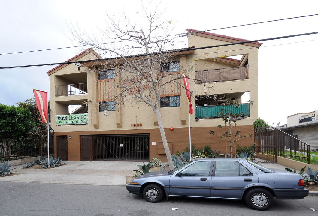 1800 N Spurgeon St in Santa Ana, CA - Foto de edificio