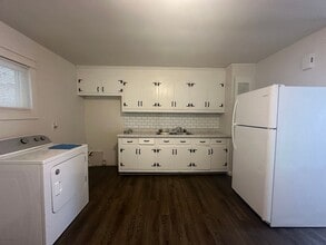 8 Parkwood Ave in Lynchburg, VA - Building Photo - Building Photo