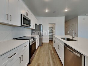 9825 W Parkway Dr in Tolleson, AZ - Building Photo - Building Photo