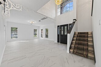 2431 Parkwood Ln in Sugar Land, TX - Building Photo - Building Photo