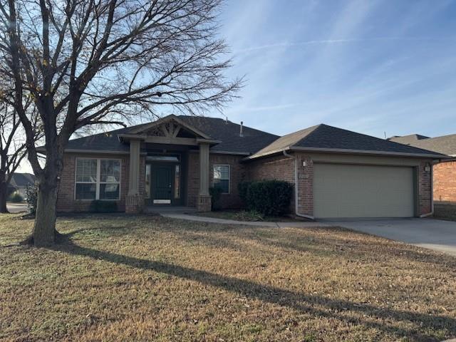 2220 SE 7th St in Moore, OK - Building Photo