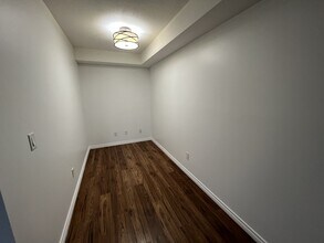 244 Sherbrooke St in New Westminster, BC - Building Photo - Building Photo