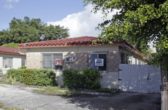 1325 SW 5th St in Miami, FL - Building Photo - Building Photo