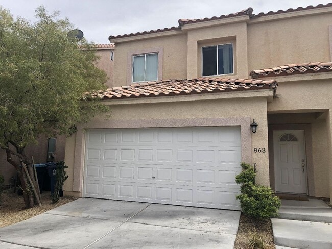 property at 863 Park Walk Ave