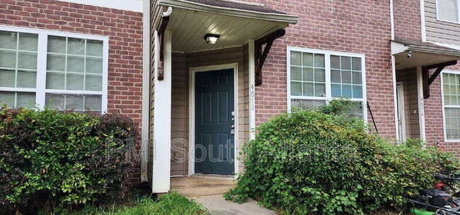 4672 Ernest Dr in Forest Park, GA - Building Photo - Building Photo