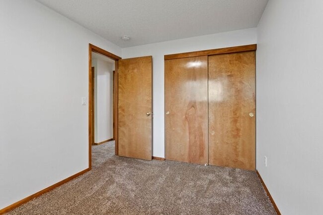 679 NE 52nd Ave in Portland, OR - Foto de edificio - Building Photo