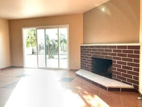 4917 Roja Dr in Oceanside, CA - Building Photo - Building Photo