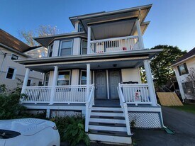 138 Federal St in Bristol, CT - Building Photo