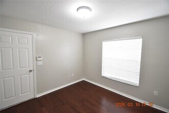 2449 Hibiscus Bay Ln in Brandon, FL - Building Photo - Building Photo