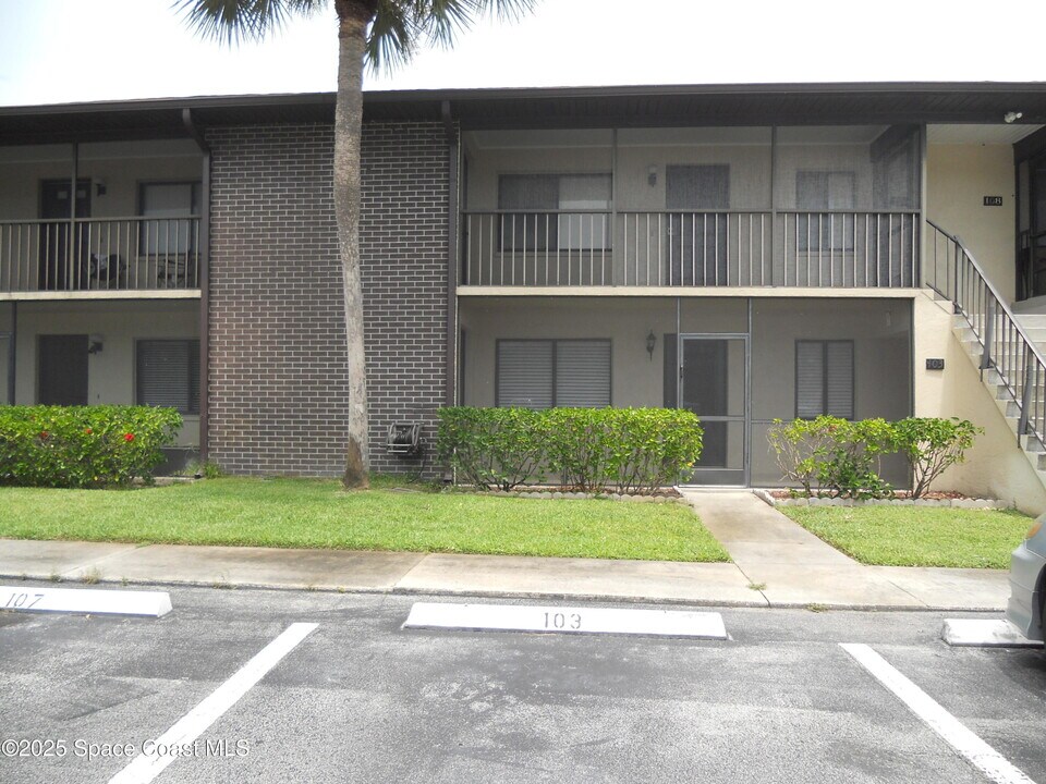 3213 Murrell Rd in Rockledge, FL - Building Photo
