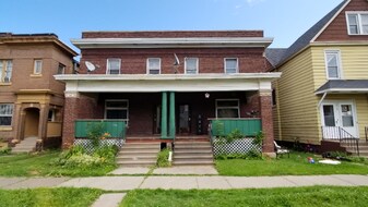 1806 John Ave in Superior, WI - Building Photo