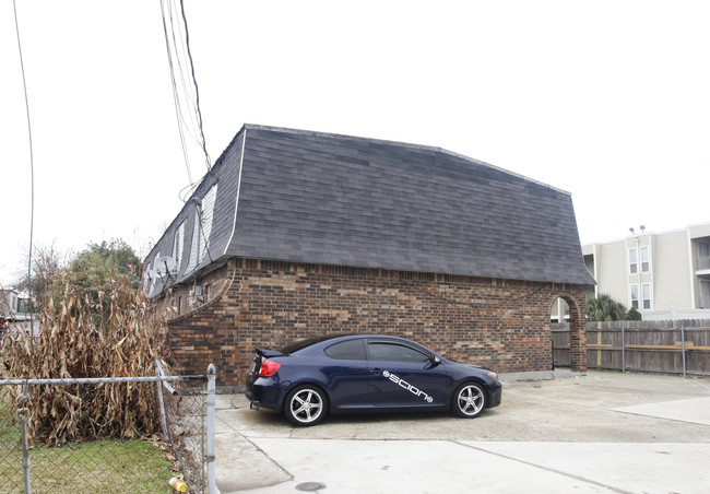 221 London Ave in Metairie, LA - Building Photo - Building Photo