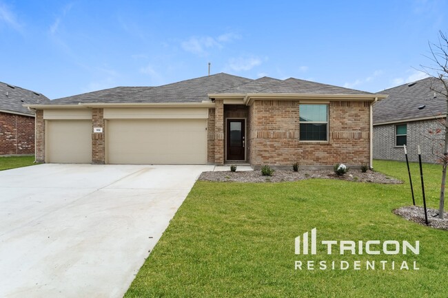 property at 932 Skytop Dr