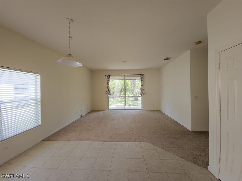 9240 Gladiolus Preserve Cir in Ft. Myers, FL - Building Photo