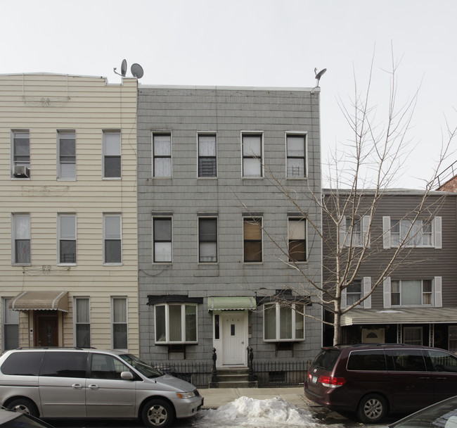 291 eckford street in Brooklyn, NY - Building Photo - Building Photo