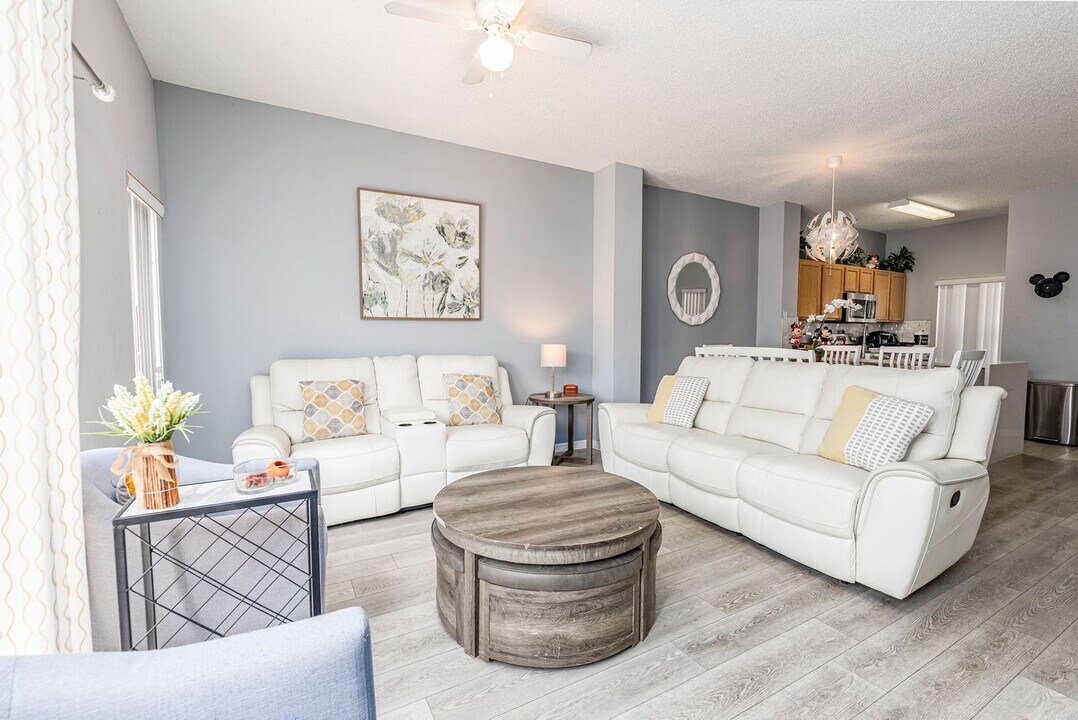 155 Pompano Beach Dr-Unit -ID1248288P in Kissimmee, FL - Foto de edificio