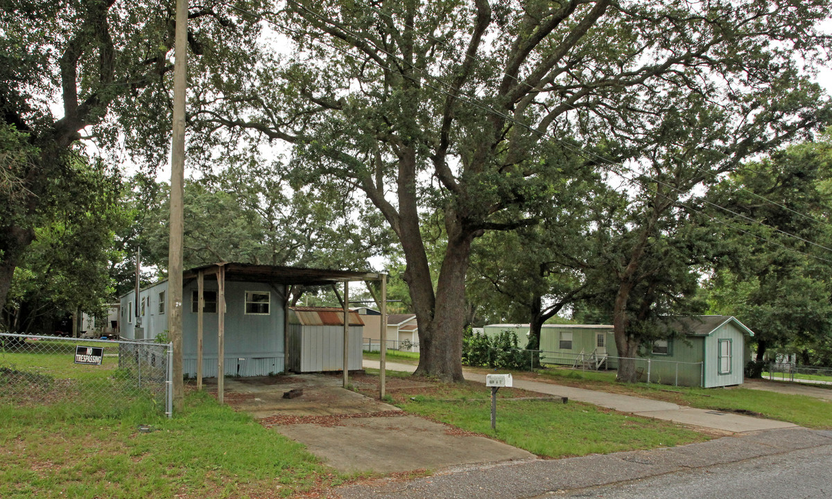 2502 W Belmont St in Pensacola, FL - Building Photo