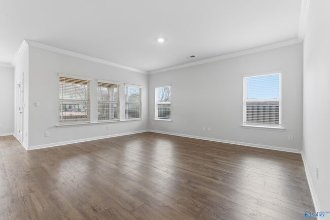 6576 Jacaranda Dr NW in Huntsville, AL - Building Photo - Building Photo