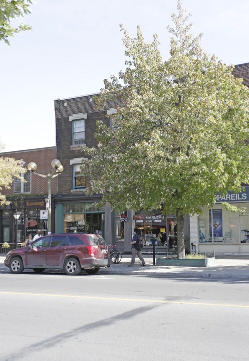 5924-5928 Sherbrooke Rue O in Montréal, QC - Building Photo