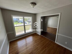 4005 Bernadine Dr in Memphis, TN - Building Photo - Building Photo