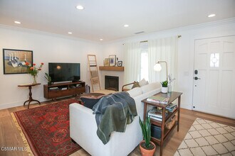 947 Driftwood Cir in Thousand Oaks, CA - Building Photo - Building Photo