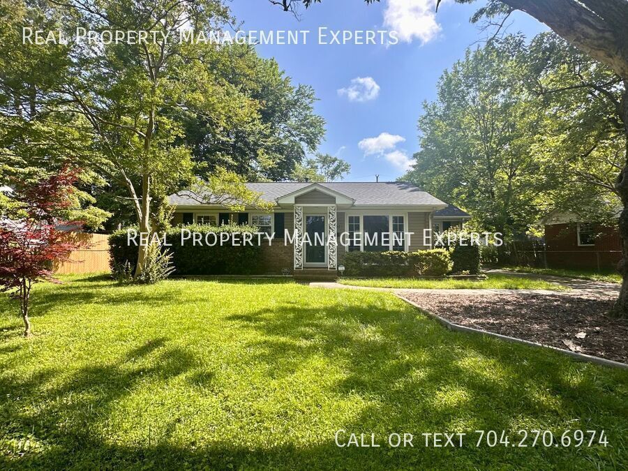 4201 Winedale Ln in Charlotte, NC - Building Photo