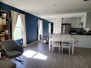 116 Maverick Cv in Pleasanton, TX - Building Photo - Building Photo