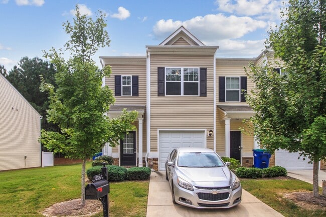 property at 3324 Estes Dr