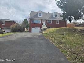 86 Hackett Blvd, Unit 2 in Albany, NY - Building Photo