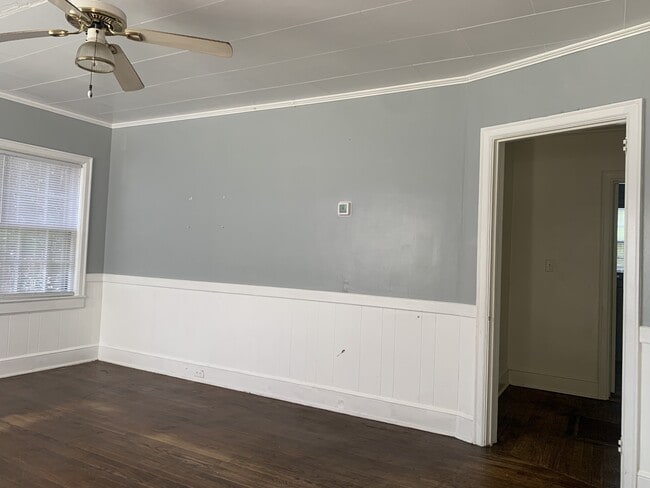 1105 N Charlotte Ave in Monroe, NC - Building Photo - Building Photo