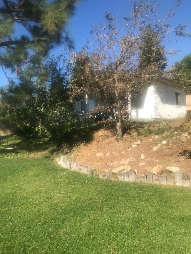 8960 Camellia Ct in Rancho Cucamonga, CA - Building Photo - Building Photo