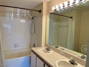 6330 Aragon Way in Ft. Myers, FL - Building Photo - Building Photo