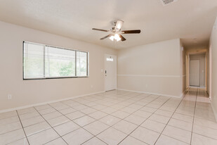 418 Tuloma Ave SW in Palm Bay, FL - Building Photo - Building Photo