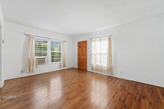 1623 S Sycamore Ave, Unit 2 in Los Angeles, CA - Building Photo - Building Photo