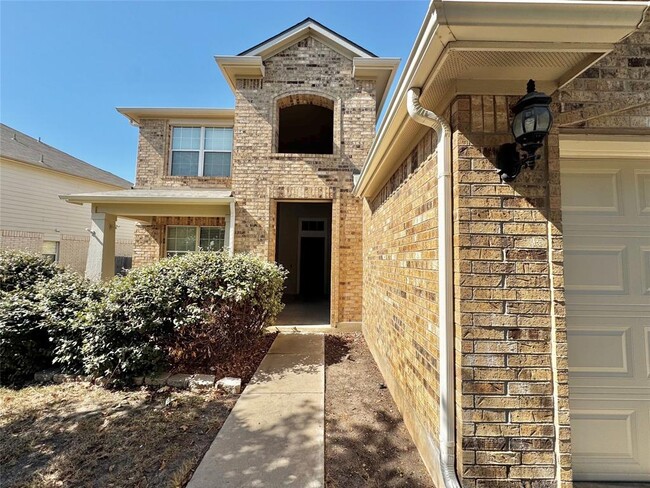 205 King Elder Ln in Leander, TX - Foto de edificio - Building Photo