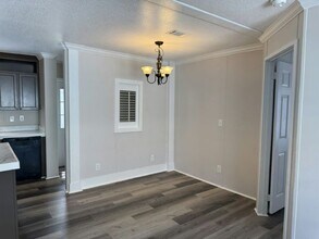 9357 Eden Dr in Tampa, FL - Building Photo - Building Photo