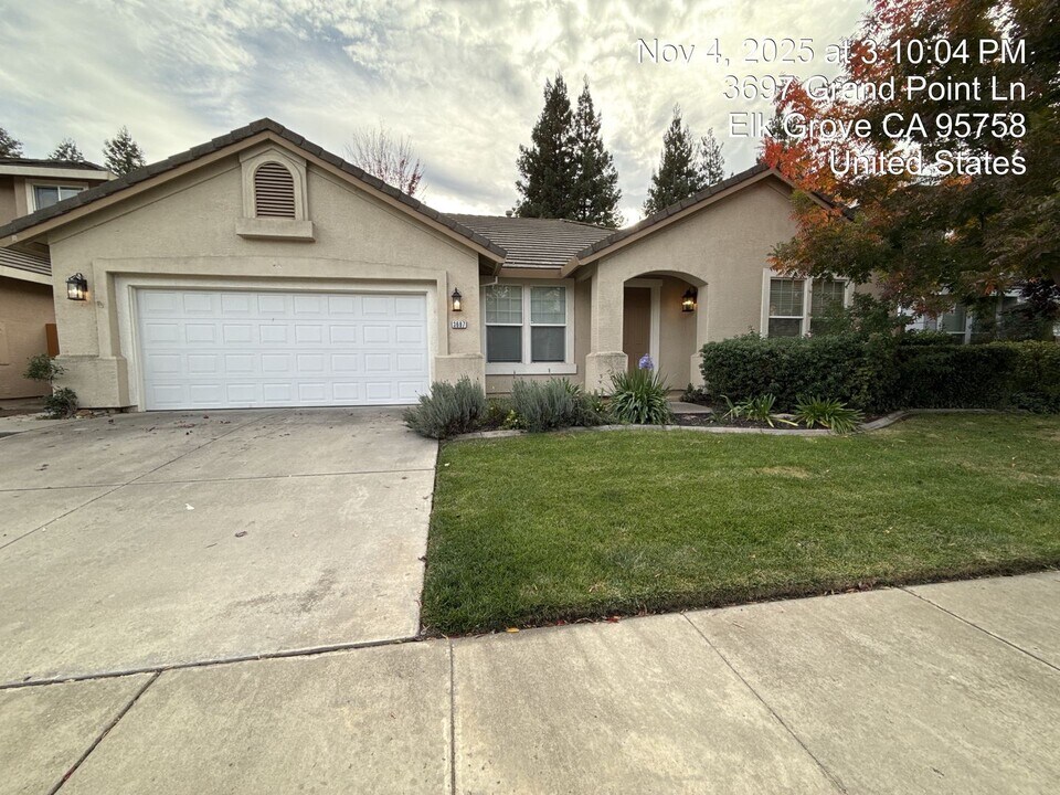 3697 Grand Point Ln in Elk Grove, CA - Building Photo