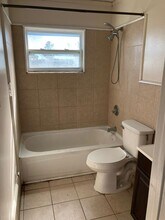 39500 Lincoln Ave in Zephyrhills, FL - Building Photo - Building Photo