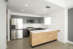 712 Onyx Dr in Weslaco, TX - Building Photo