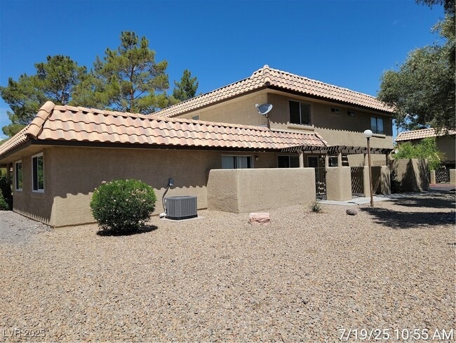 property at 1803 Plum Ct