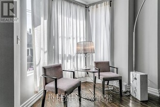 308 Harbord St in Toronto, ON - Building Photo - Building Photo