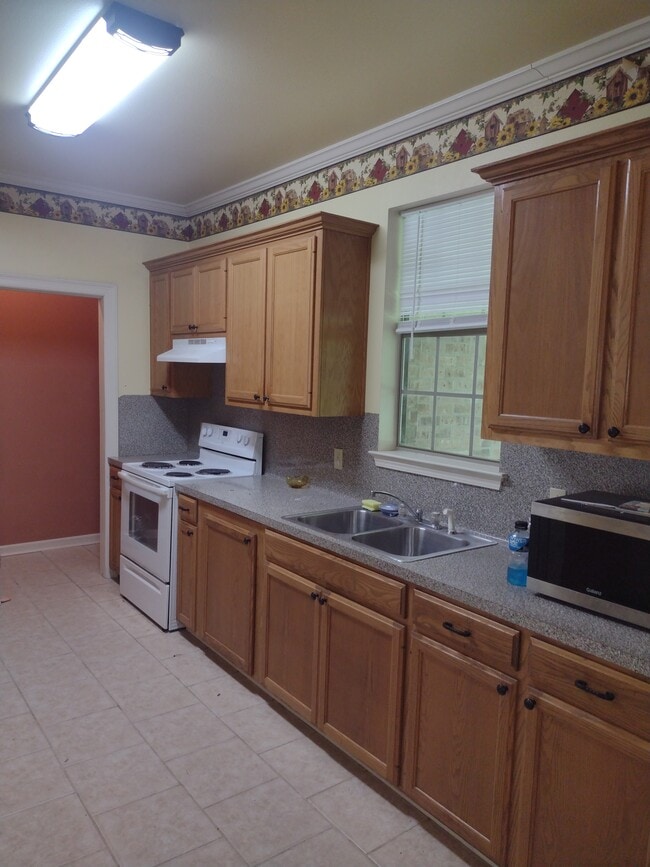 property at 243 Martin Luther King Jr St